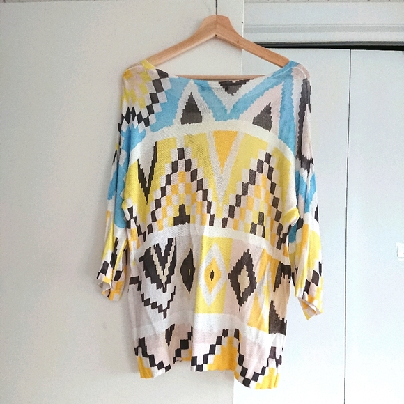 ๐2/$35๐ MaxMara Weekend Blue & Yellow Geometric Pattern Print Shirt - Picture 2 of 8